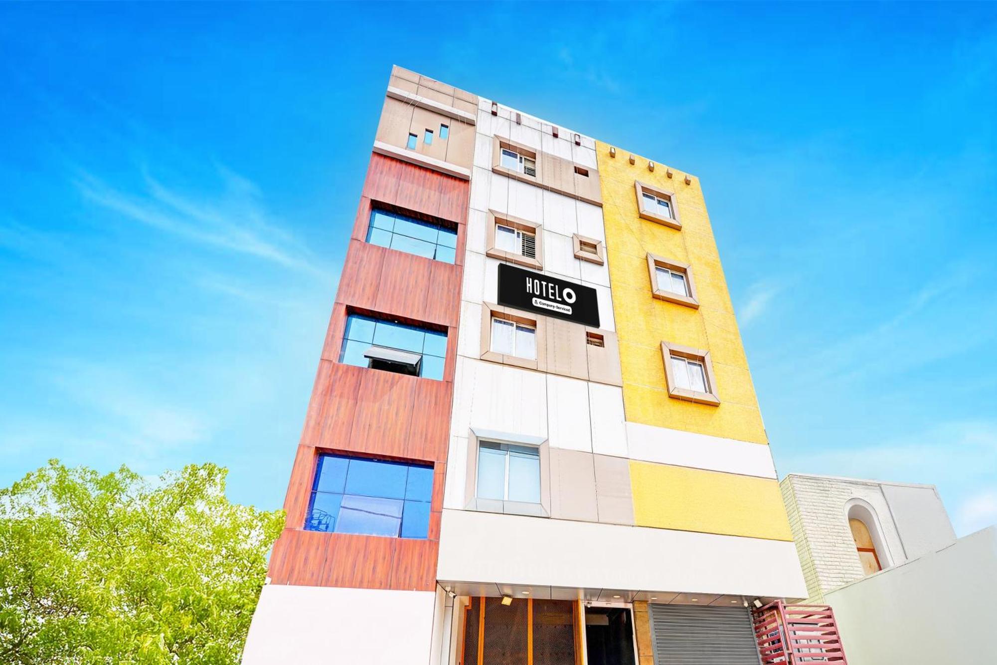 Super Hotel O Srigandhakavalu Formerly Chamundeshwari Lodging Jālahalli Екстериор снимка
