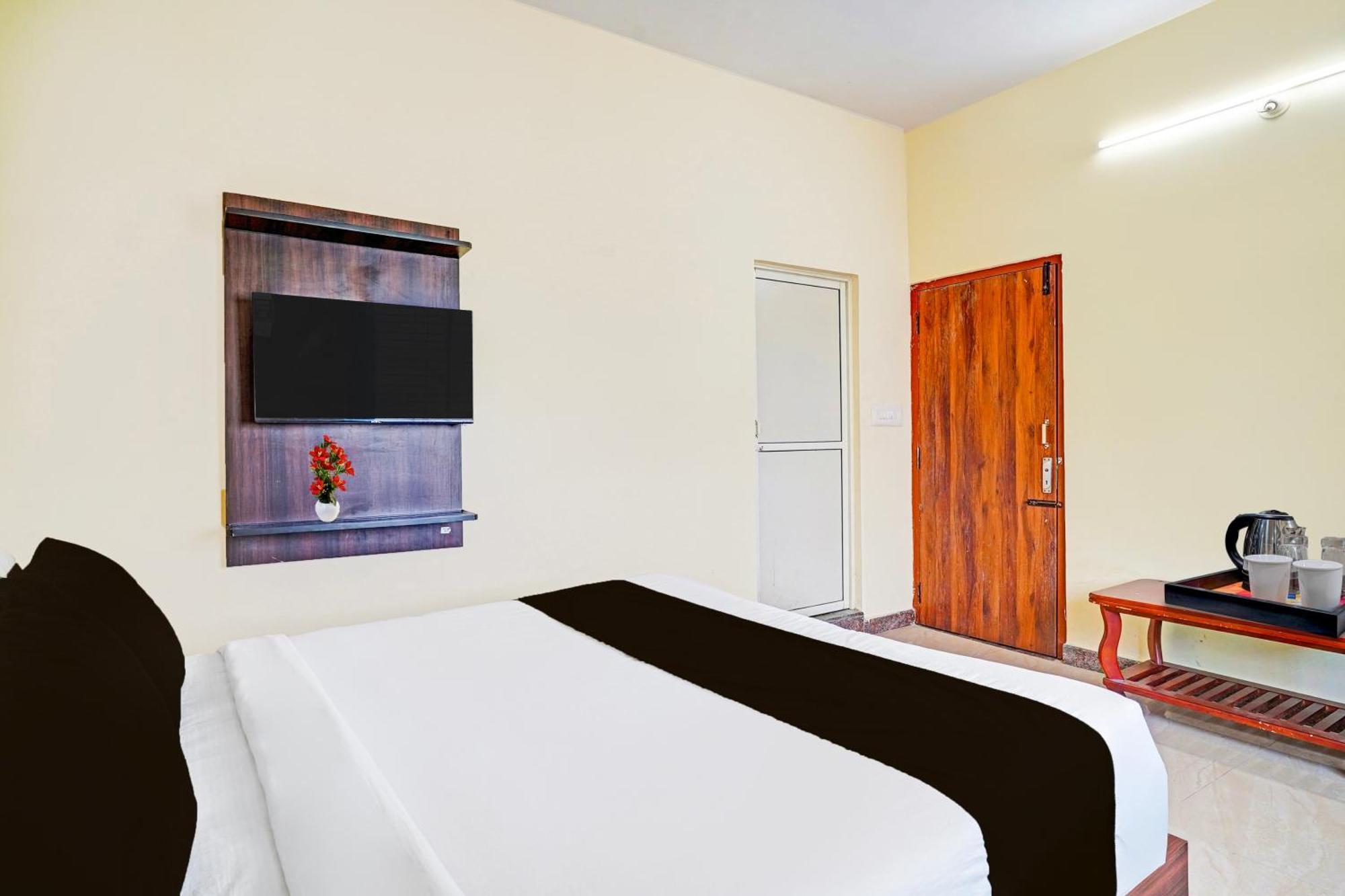 Super Hotel O Srigandhakavalu Formerly Chamundeshwari Lodging Jālahalli Екстериор снимка